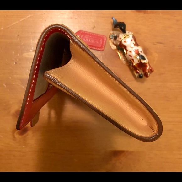 🏵 Coach 🏵 - Picture 6 of 8